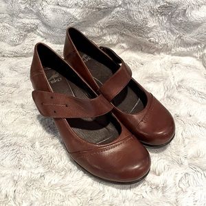 Dansko Brown Leather Heels